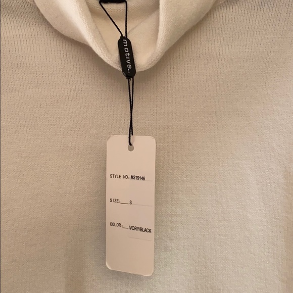 Turtleneck - Picture 2 of 3